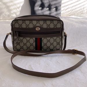 Gucci Vintage GG camera bag